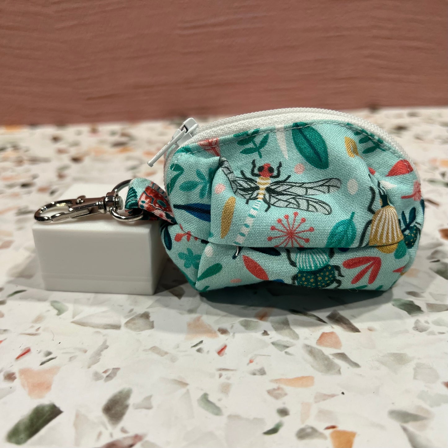 Poop bag pouch