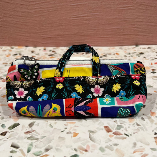 Tiny tote