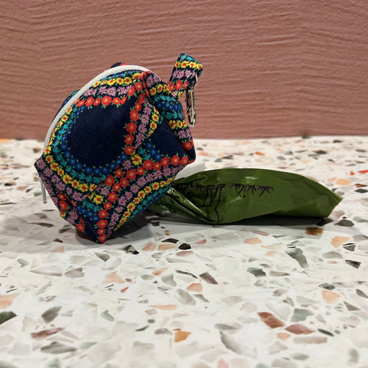 Poop bag pouch